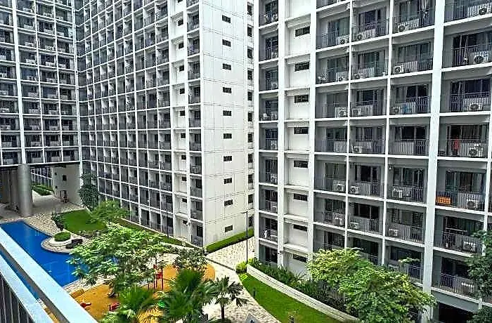 Katkat Shore 2 Staycation 4* Manila
